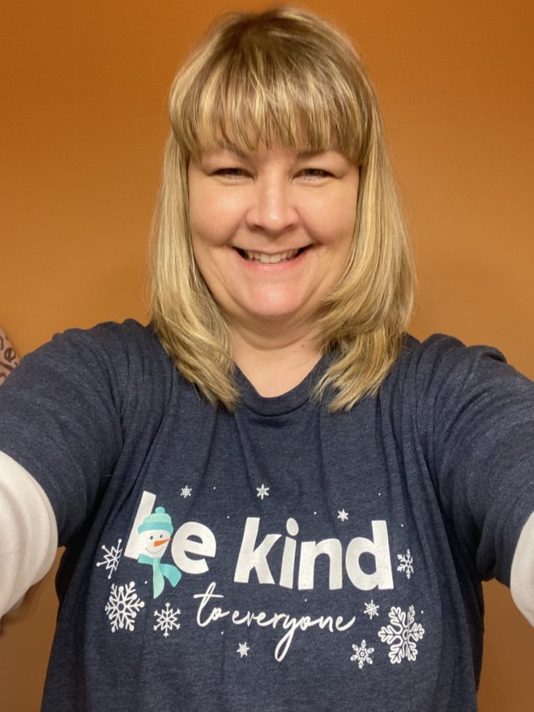 This month, we're featuring Lynette Richau, an elementary school educator of the deaf and hard of hearing. Lynette is active member of the Empatico community, and has been an Empatico Kindness Champion as well as a participant in the Empathy Across the USA: Race and Identity program. 
